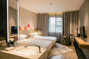 Borrman Hotel Canton Tower Kecun Station