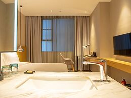 Borrman Hotel Canton Tower Kecun Station