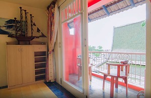 Anda Orange Pier Guesthouse