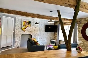 Old Fleece Apartments