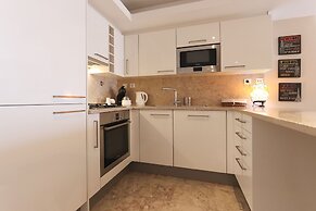 Downtown Chiado by Homing