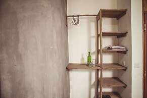 somewhere nice - Hostel