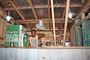 somewhere nice - Hostel