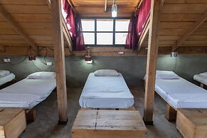 somewhere nice - Hostel