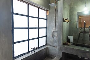 somewhere nice - Hostel