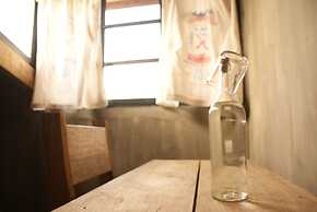 somewhere nice - Hostel