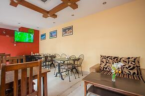 Traveler's Holiday Inn