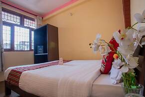 Traveler's Holiday Inn