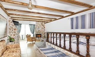 Limeri Traditional Guest House