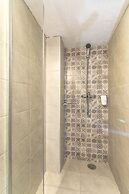 Limeri Traditional Guest House