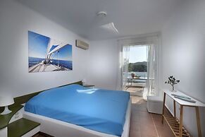 Sea front Athena Sounion Apartment