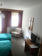 Hotel Alpenrose