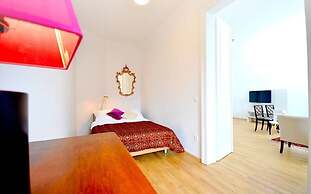 Vienna Residence Bright Apartment for 2 in Central but Quiet Location