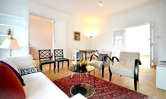 Vienna Residence Bright Apartment for 2 in Central but Quiet Location