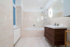 Vienna Residence Spacious Viennese Apartment for up to 5 Happy Guests