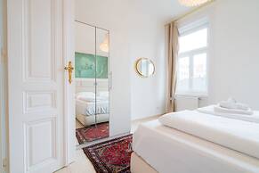 Vienna Residence Spacious Viennese Apartment for up to 5 Happy Guests