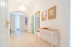 Vienna Residence Spacious Viennese Apartment for up to 5 Happy Guests