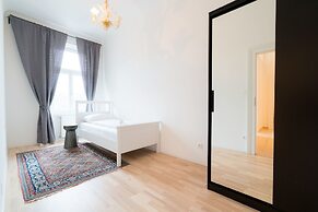 Vienna Residence Spacious Viennese Apartment for up to 5 Happy Guests