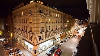 Vienna Residence Spacious & Tasteful Apartment in the 3rd District
