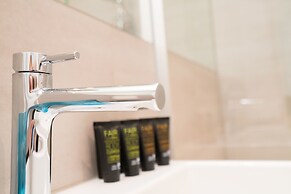 Vienna Residence Spacious Apartment for up to 4 Guests Directly at the