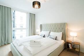 Vienna Residence Spacious Apartment for up to 4 Guests Directly at the