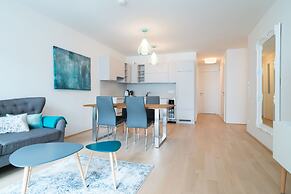 Vienna Residence Spacious Apartment for up to 4 Guests Directly at the