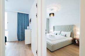 Vienna Residence Spacious Apartment for up to 4 Guests Directly at the