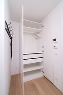 Vienna Residence Spacious Apartment for up to 4 Guests Directly at the