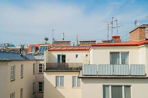 Vienna Residence Stylish apartment with terrace and air conditioning n