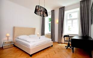 Vienna Residence Great Home for 4 People Near the Famous Schloss Schoe