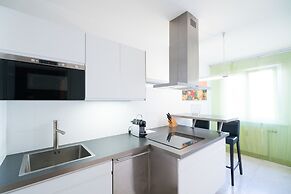 Vienna Residence Elegant Apartment for 2 Near the Famous Mariahilferst