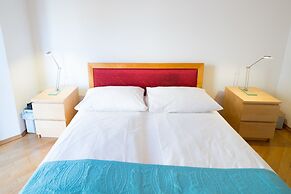 Vienna Residence Elegant Apartment for 2 Near the Famous Mariahilferst