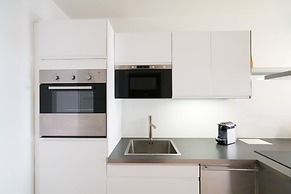 Vienna Residence Elegant Apartment for 2 Near the Famous Mariahilferst