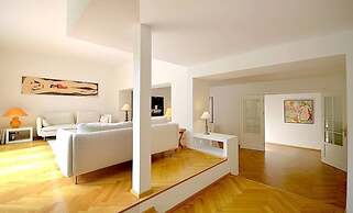 Vienna Residence High-class Luxury Apartment for up to 6 Happy Guests