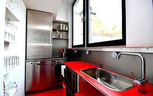 Vienna Residence Luxury Apartment for 4 With Rooftop Terrace and Uncom