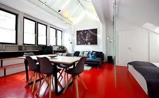 Vienna Residence Luxury Apartment for 4 With Rooftop Terrace and Uncom