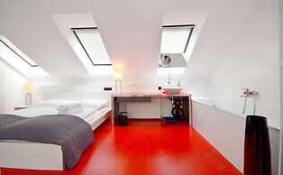 Vienna Residence Luxury Apartment for 4 With Rooftop Terrace and Uncom