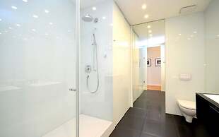 Vienna Residence Colossal Apartment With Balcony and Space for 8 Guest