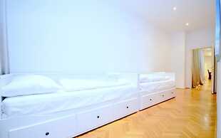 Vienna Residence Quiet Apartment With Space for up to 6 People
