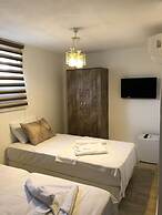 Bozcaada Ersin Konak