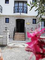 Bozcaada Ersin Konak