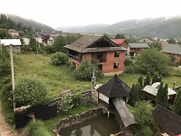 Private estate Chervona kalyna