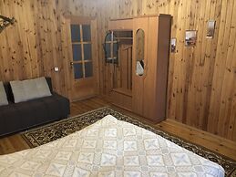 Private estate Chervona kalyna