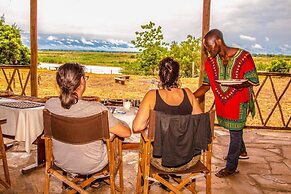 Selous Butembo Tented Lodge Lotus