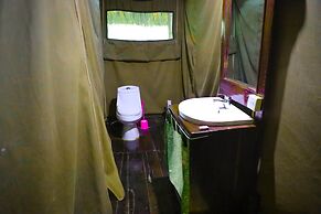 Selous Butembo Tented Lodge Lotus