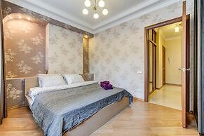 Welcome Home Apartments Liteyniy 11