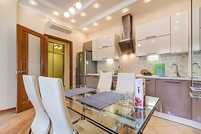 Welcome Home Apartments Liteyniy 11