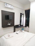 Hotel Gayatri by Sky Stays