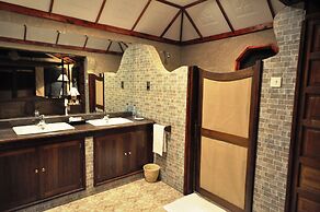 Elephant Rock Luxury Camp Tarangire