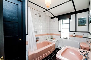 The Control Tower Vegetarian B&B